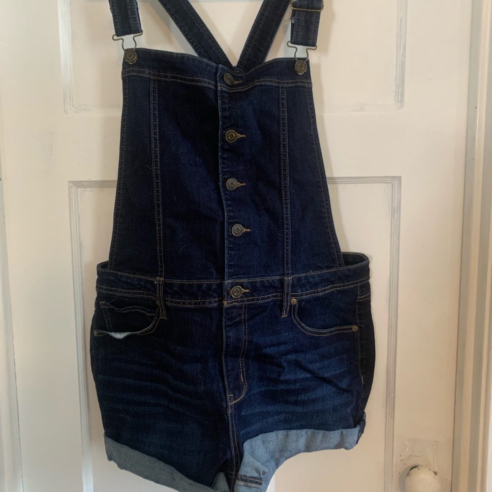 No boundaries Overall shorts